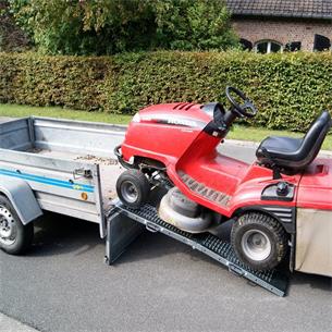 JUEGO RAMPAS PLEGABLES 160X22 CM, PESO MAX. SOP 400KG ENTRE LAS DOS RAMPAS